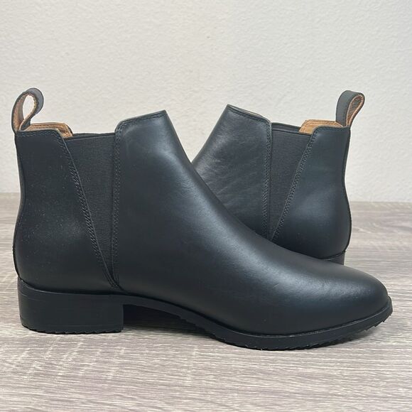 Nisolo Everyday Eva Chelsea Boots Shoes - Picture 5 of 8